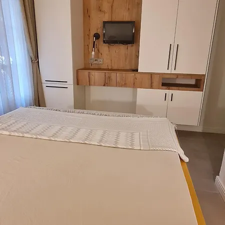 Kumkat Milas