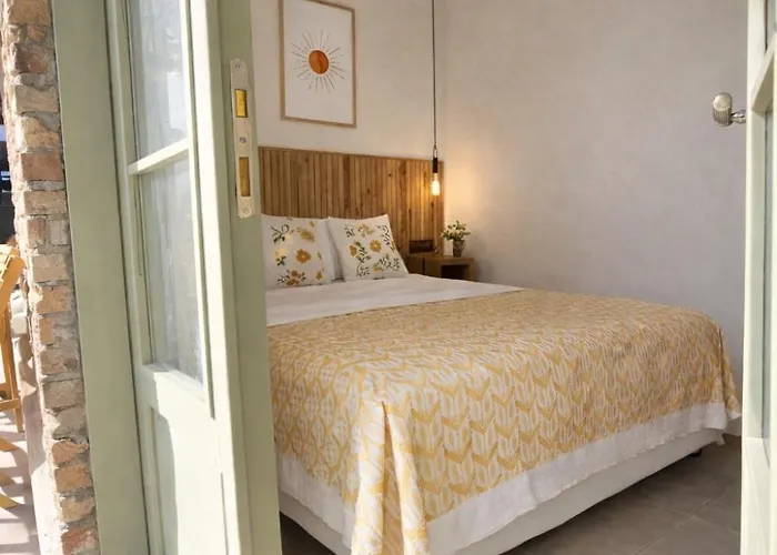 Kumkat Hotel